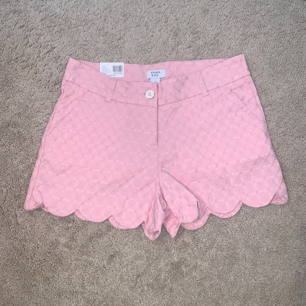 Crown & Ivy Pink Scalloped Shorts Brand New Size 2